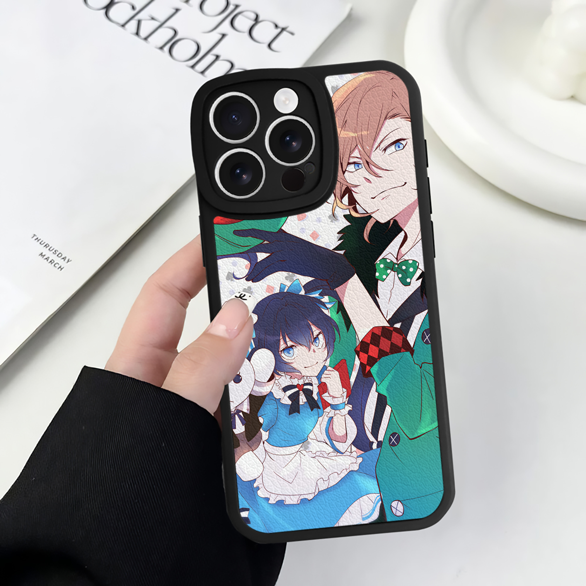 （画像用） 文豪ストレイドッグス Bungo Stray Dogs 【iPhone 16シリーズ対応】シリコンスマホケース（レザー調） 材質：シリコン
